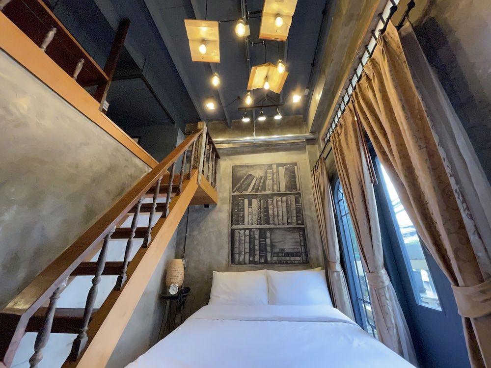 undefined Central Old Town Cottage 4