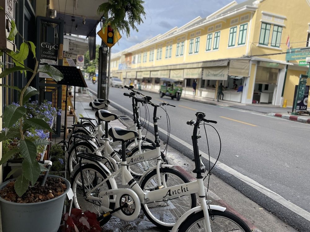 undefined Central Old Town Cottage 9