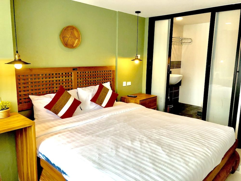 undefined 39 Living 10