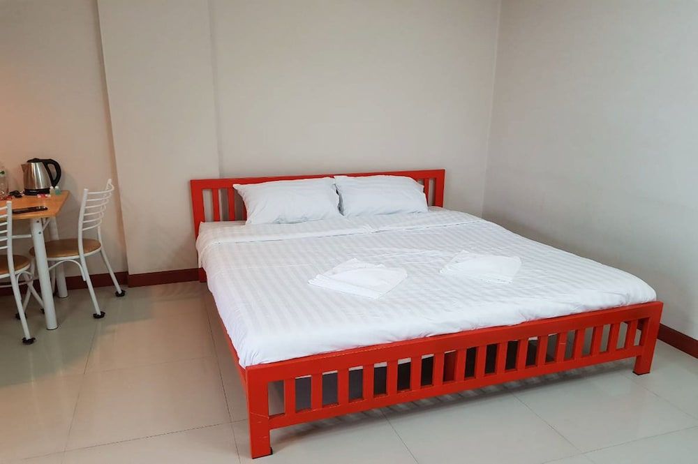 undefined The Infinity 62 10