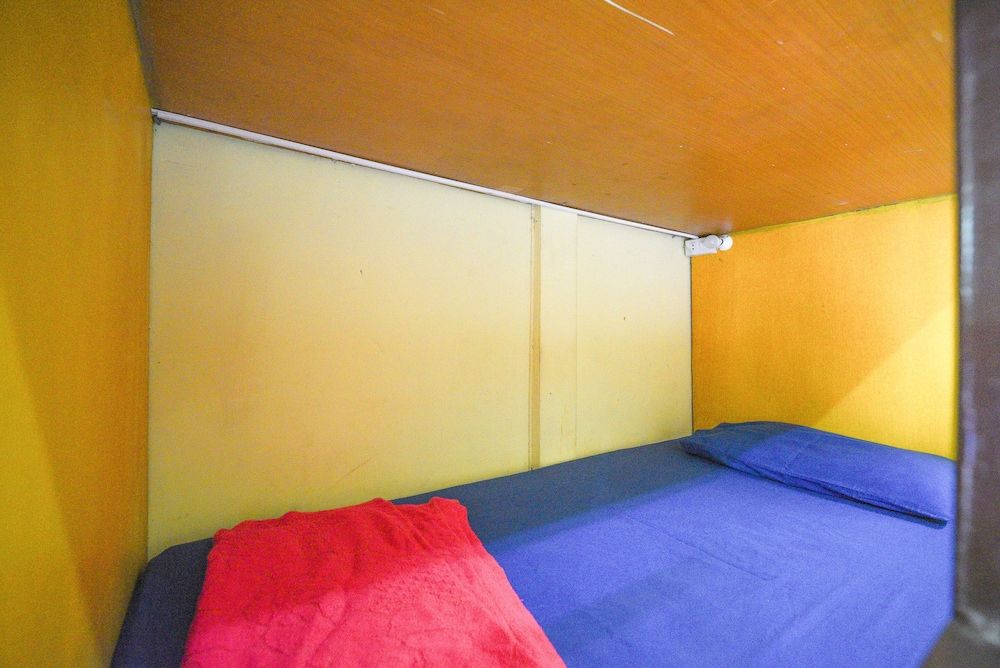 undefined OYO 938 Place Inn - Hostel 10