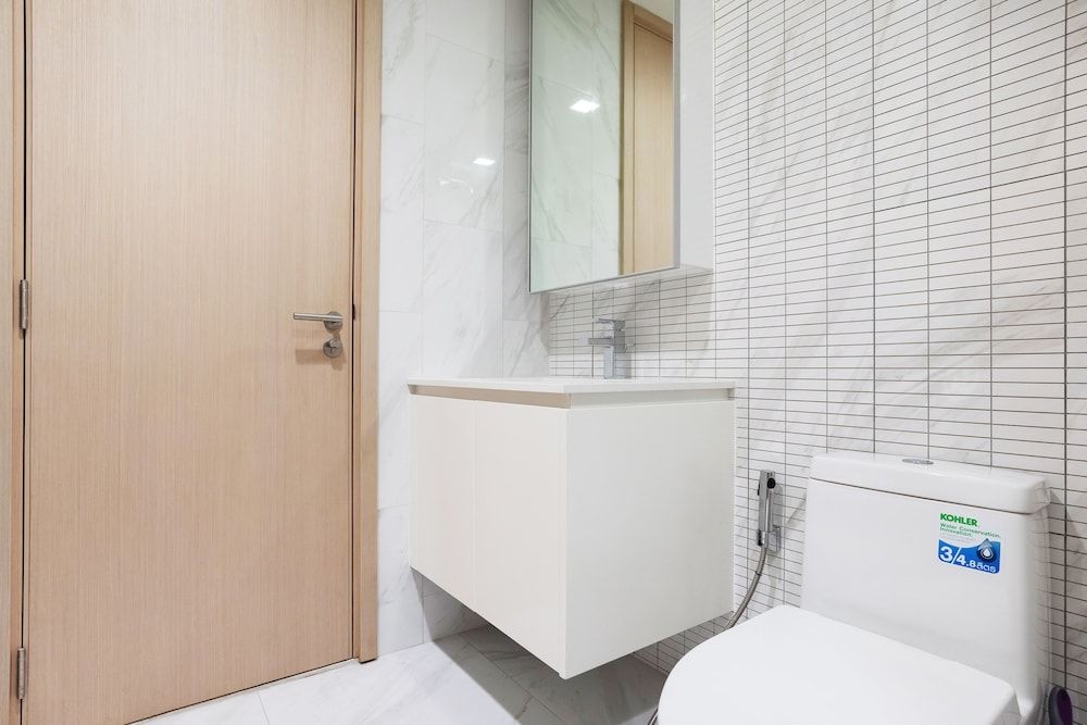 undefined Hyde Sukhumvit 11 By Favstay 10