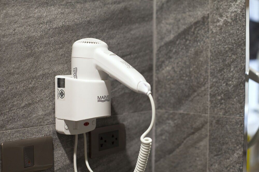 Rajah Boutique Compact Room 8