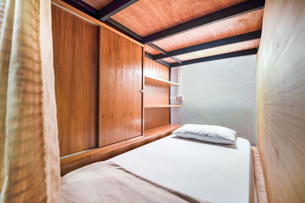 OYO 612 Hansa Hostel Shared Dormitory, Mixed Dorm 4