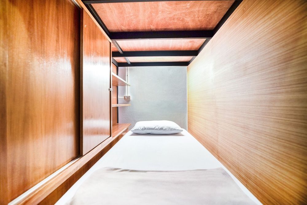 OYO 612 Hansa Hostel Shared Dormitory, Mixed Dorm 5