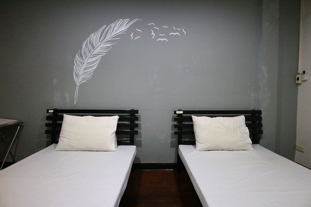 M House Hostel Standard Twin Room 3