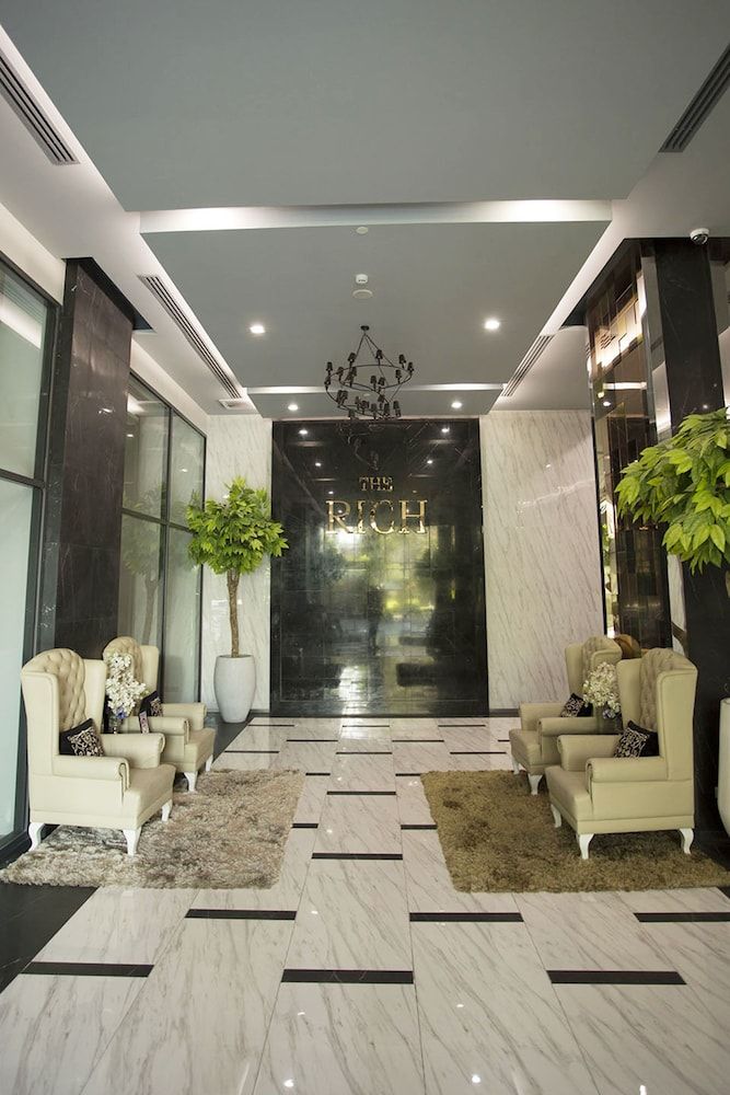 undefined Locals Bangkok The Rich Sathorn-Taksin 4