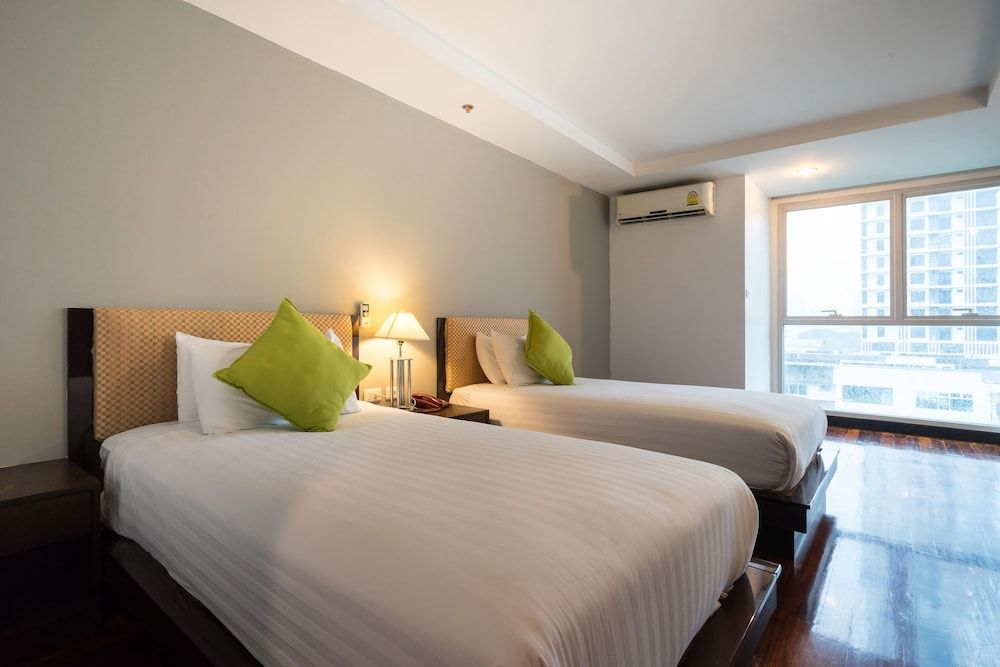 Nice Residence Hotel Bangkok Family Suite 2