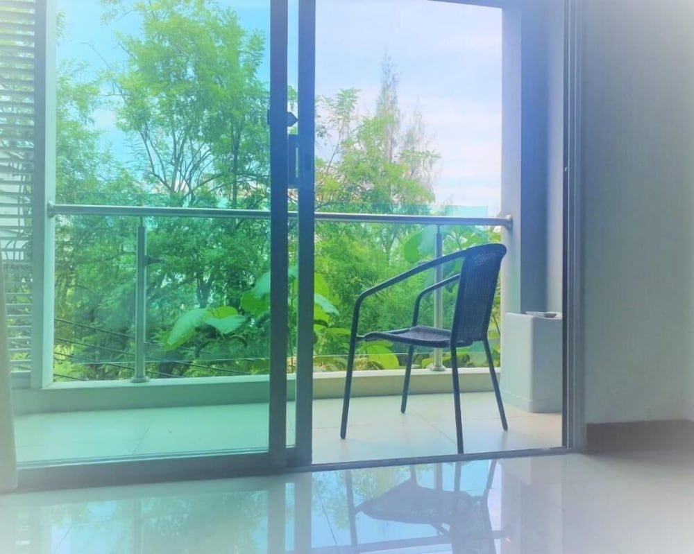 Nice Residence Hotel Bangkok Superior Twin Room 4