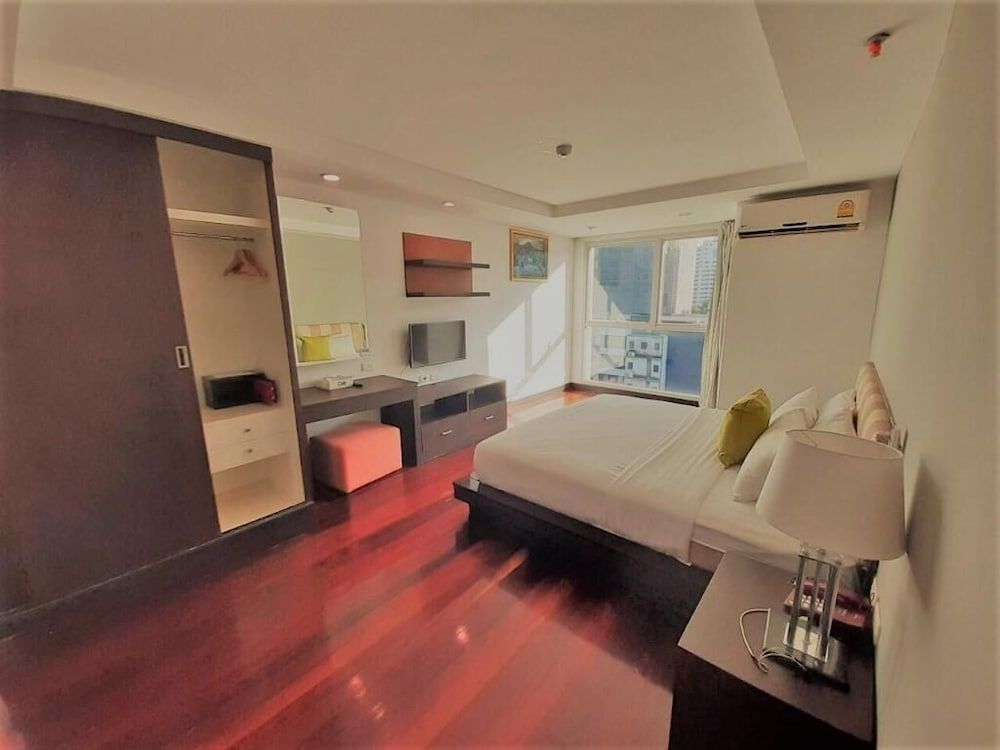 Nice Residence Hotel Bangkok Family Suite 12