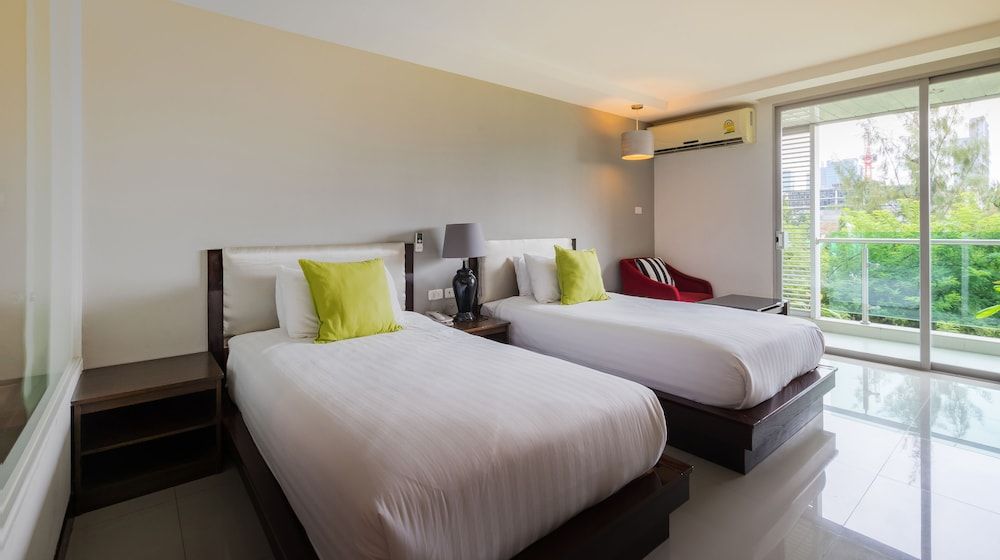 Nice Residence Hotel Bangkok Superior Twin Room 2