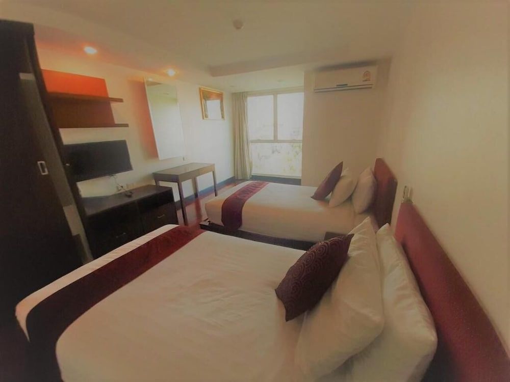 Nice Residence Hotel Bangkok Family Suite 3