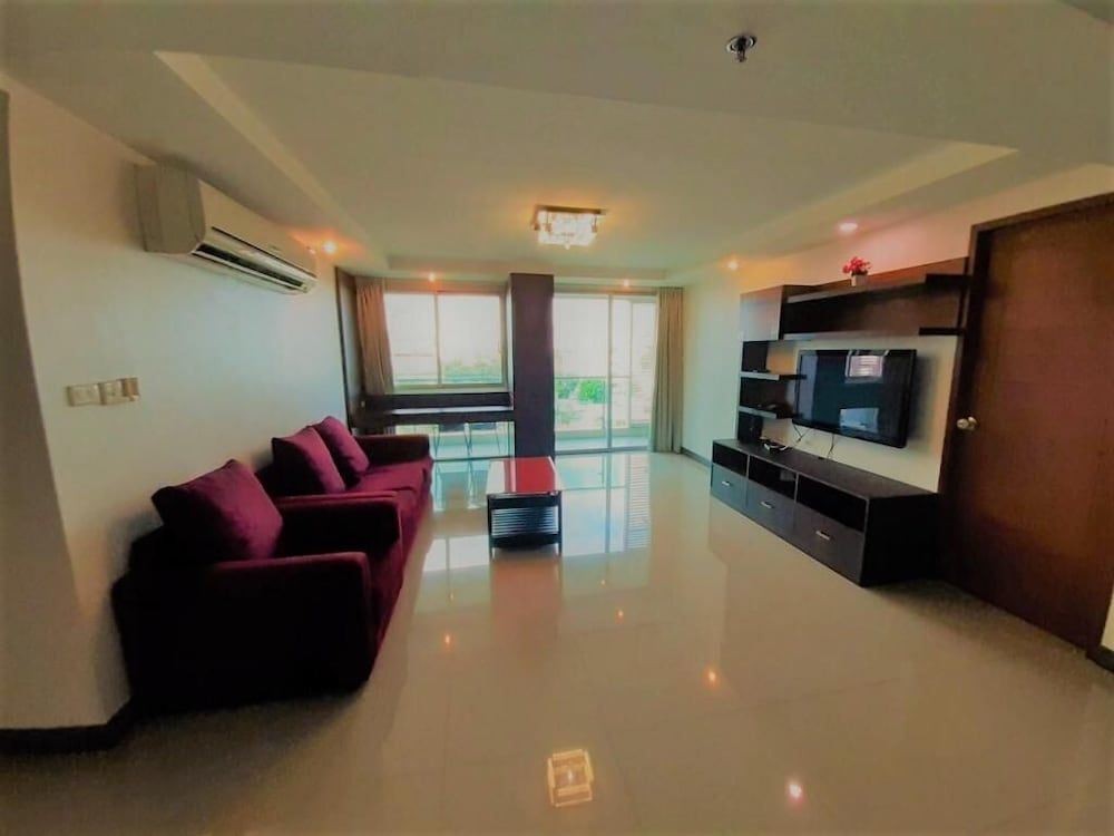Nice Residence Hotel Bangkok Family Suite 13