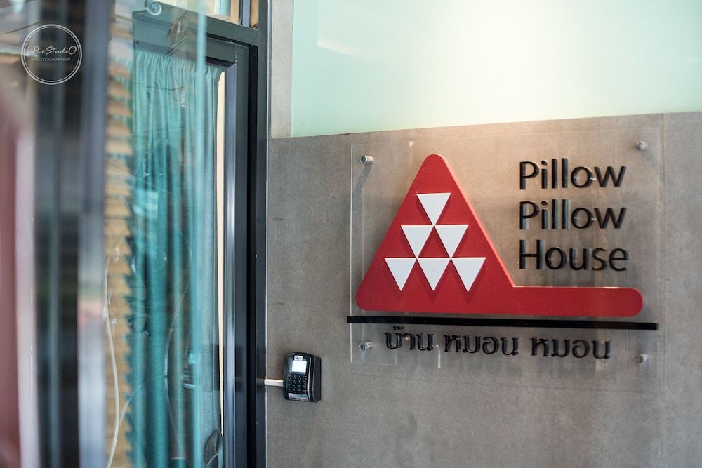 undefined Pillow Pillow House Sukhumvit-Rama4 5