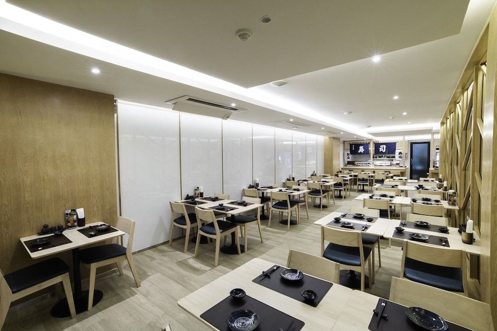 undefined Artino Hotel 7