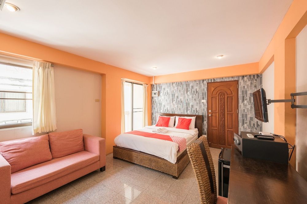 undefined OYO 110 Old Town Hotel 5