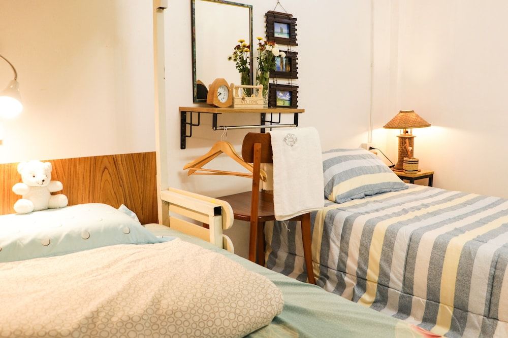 undefined One of Us House - Hostel 3