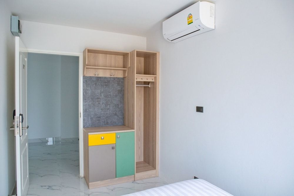 Rich8 Hostel Comfort Single Room, 1 Twin Bed, Non Smoking, Shared Bathroom 9