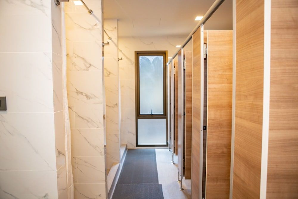 Rich8 Hostel Basic Quadruple Room, Mixed Dorm, Non Smoking, Shared Bathroom 9