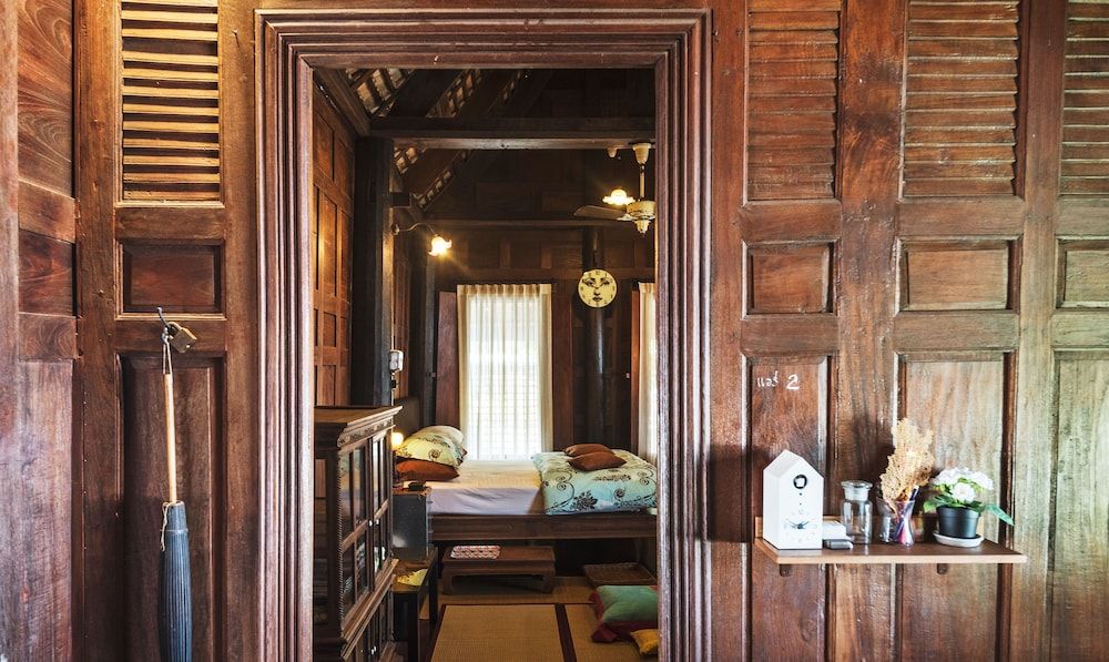 undefined Baan Mahabhirom by Favstay 9