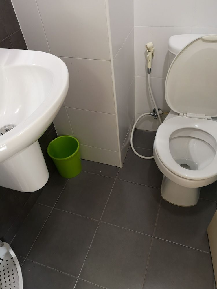 Comfy Deluxe One Bedroom Deluxe Apartment 4