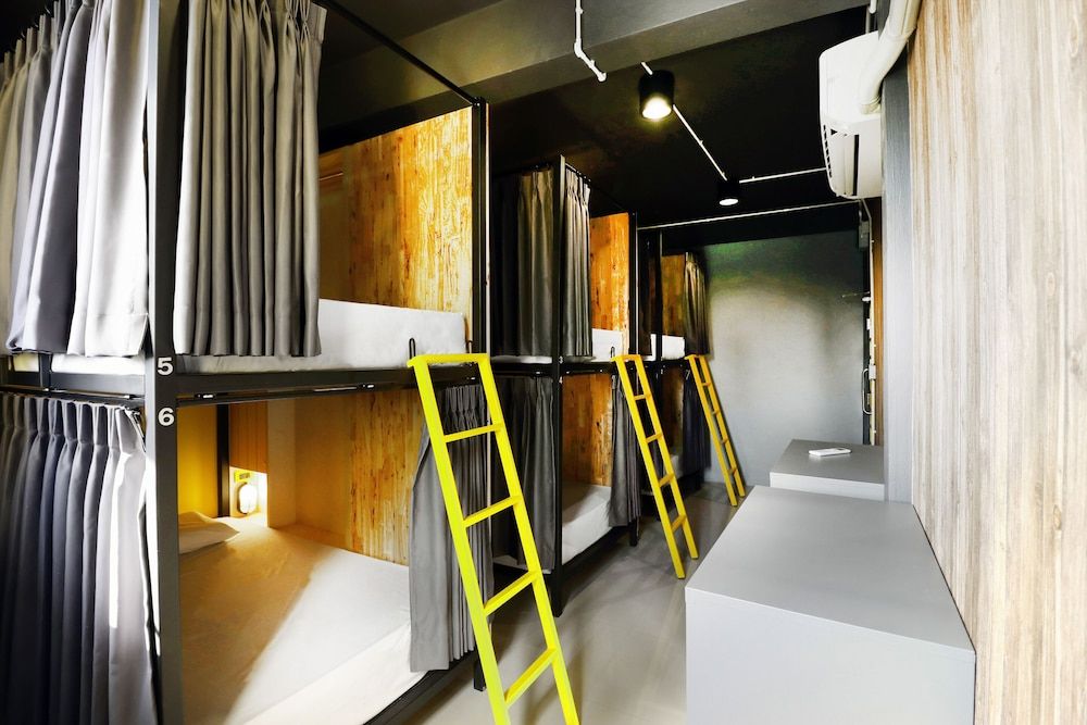 Room 22 Hostel Shared Dormitory, Mixed Dorm 6