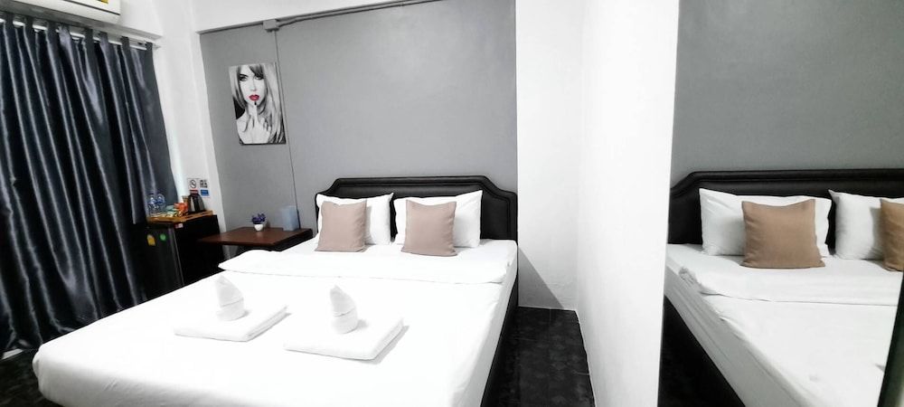 undefined ADA Apartment 10