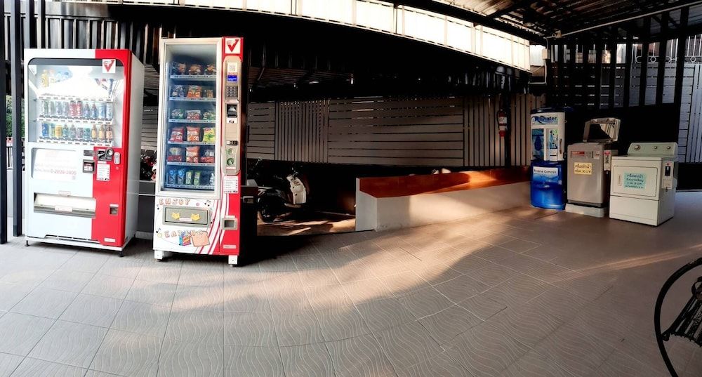 undefined ADA Apartment 6