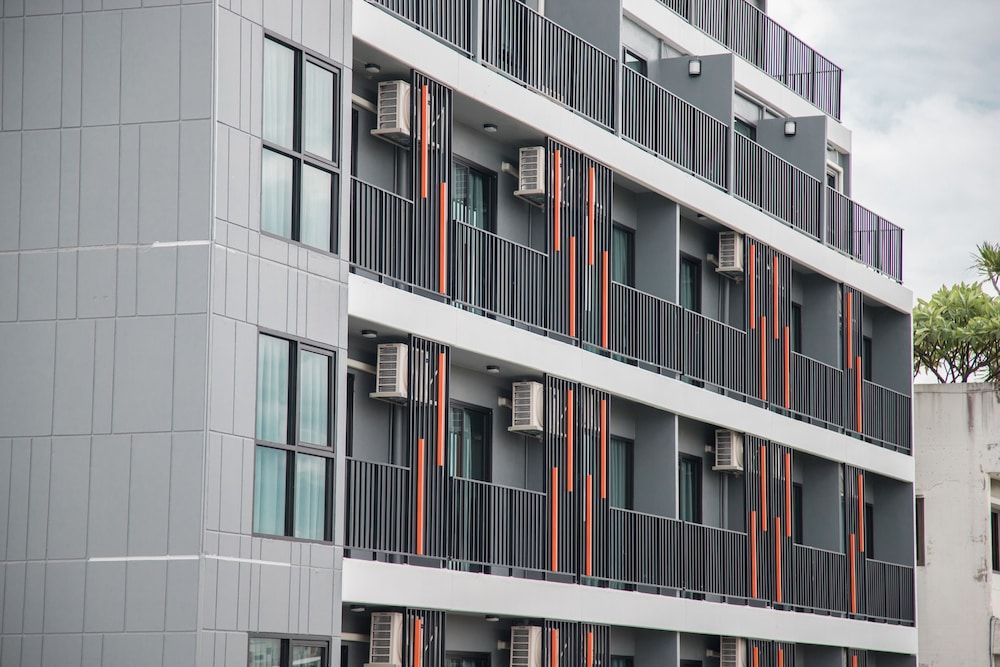 undefined Hallton Hotel Bangkok 4