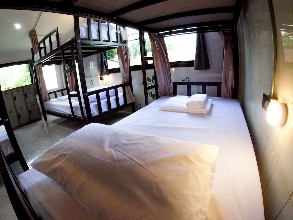 undefined Bed De Bell Hostel 4