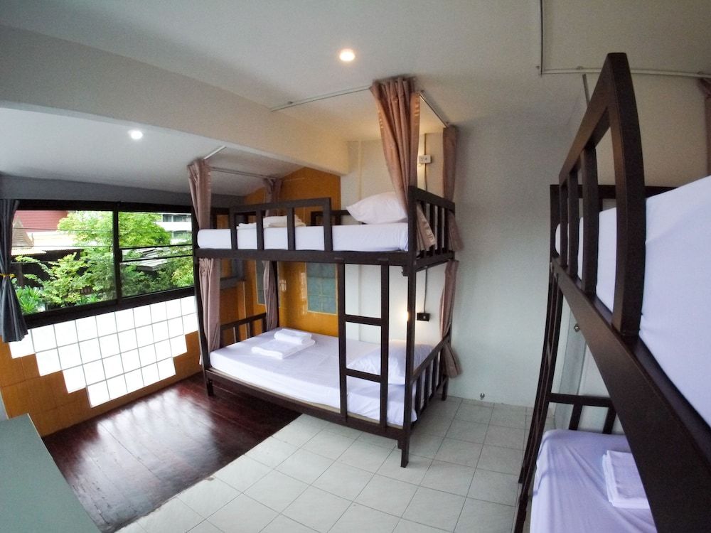 Bed De Bell Hostel 4-Bed Female Dormitory 2