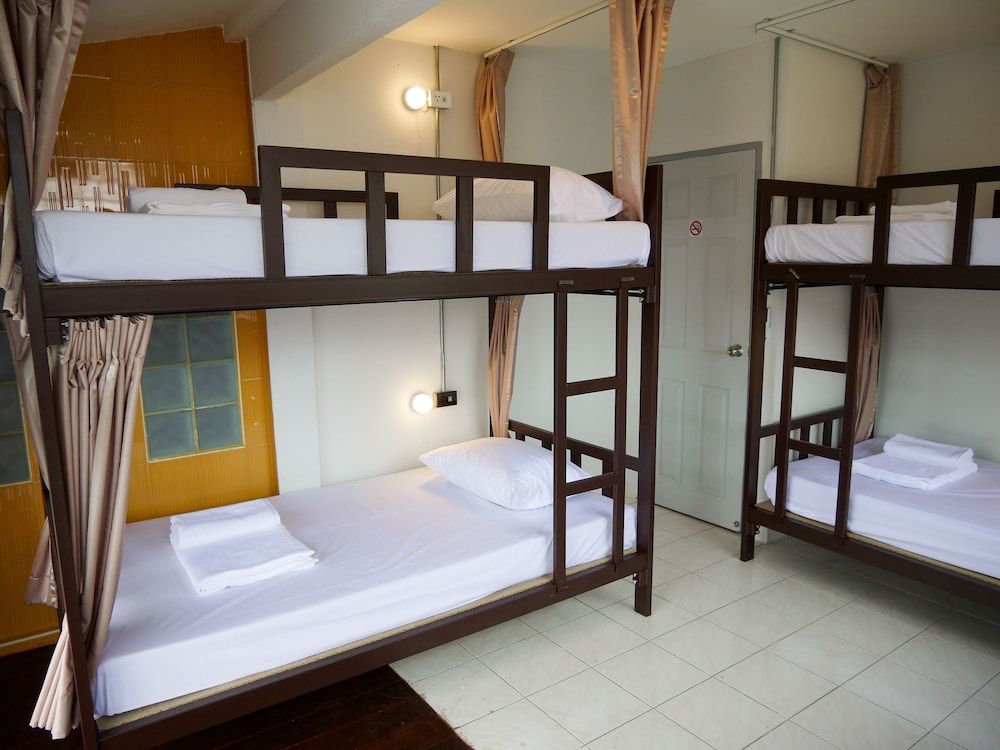 Bed De Bell Hostel 4-Bed Female Dormitory 3