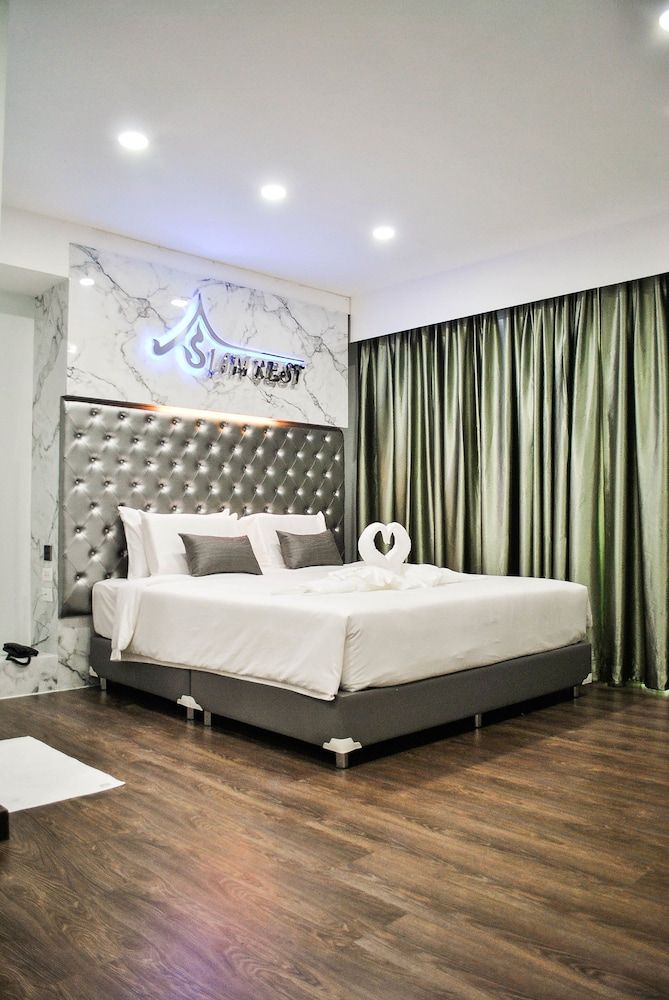 undefined Siam Best Hotel 4