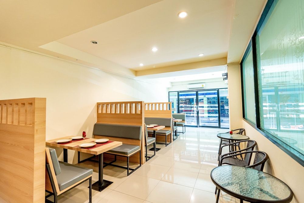 undefined Ice Residence Suvarnabhumi Airport Hotel 6