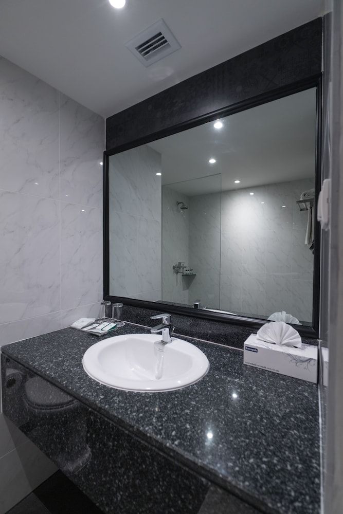 undefined Witz Hotel Bangkok Ramkhamhaeng 10