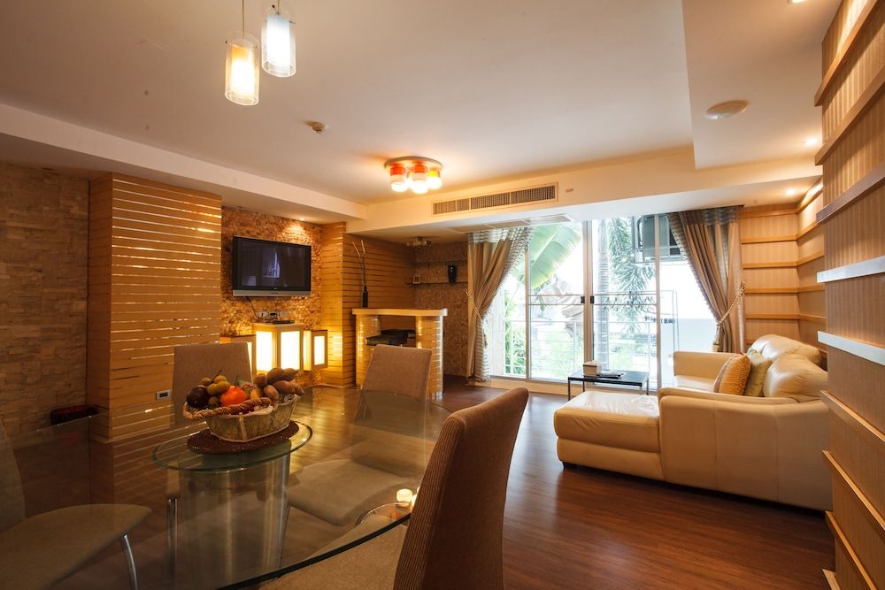 2B - No Impact From Earthquake 2bedrooms 2bath Downtown Bangkok Condo, 2 Bedrooms, Accessible, Balcony 11