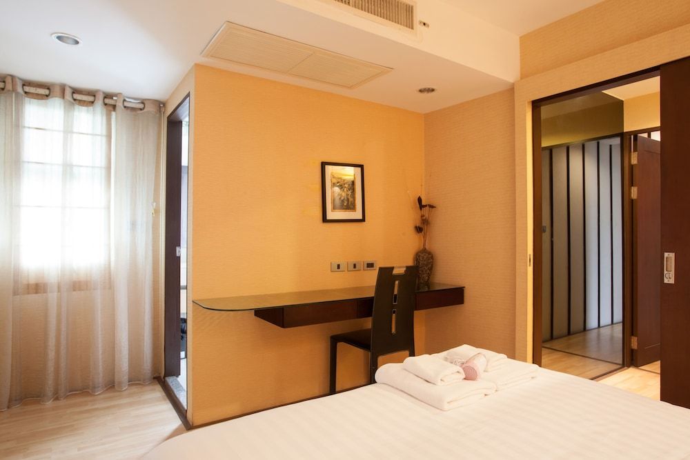 2C - No Impact From Earthquake 2bedrooms 2 Bathdowntown Bangkok Condo, 2 Bedrooms, Accessible, Balcony 12