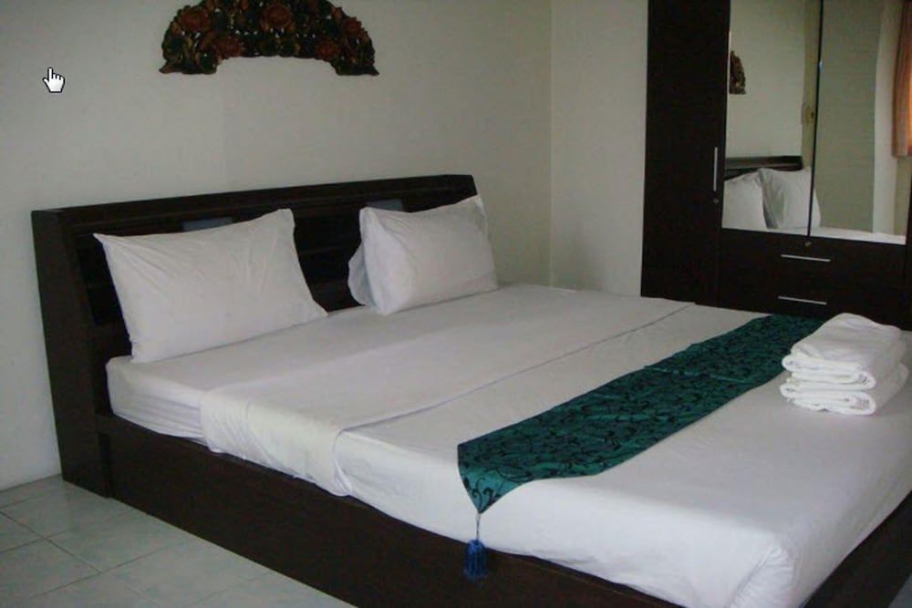 King Royal Garden Inn Superior Room 5