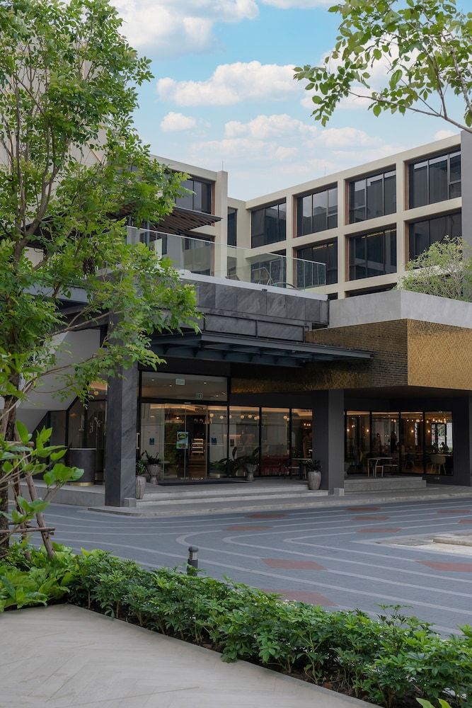 undefined Centara Life Hotel Bangkok Phra Nakhon 4