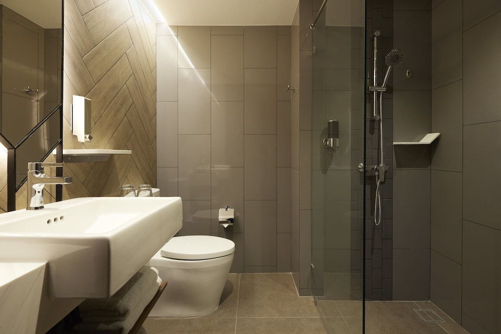 Centara Life Hotel Bangkok Phra Nakhon Superior Room, 2 Twin Beds 6