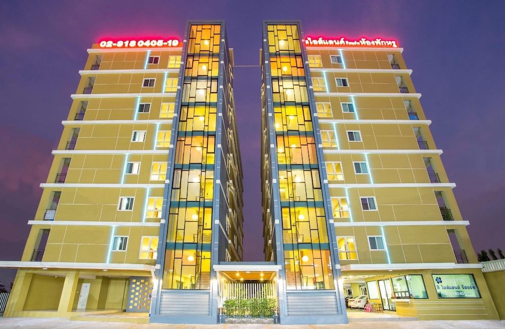 undefined The Island Resort