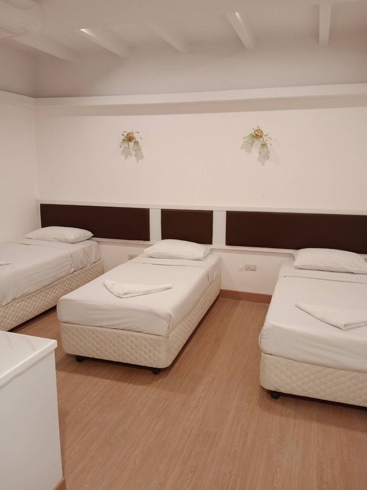 undefined Royal Garden Home Hotel 2