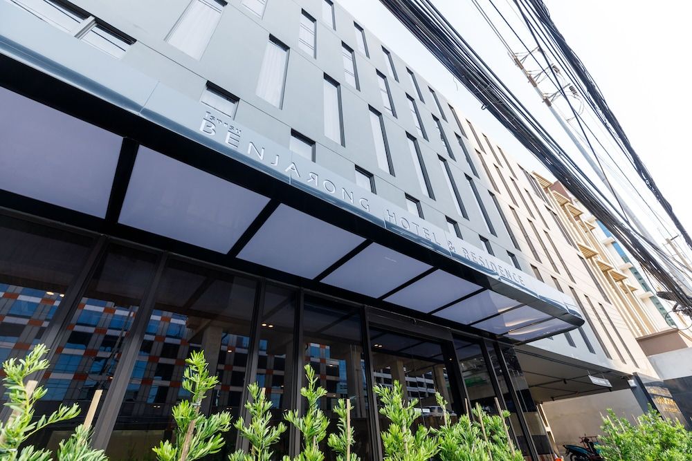 undefined Benjarong Hotel Bangkok 3