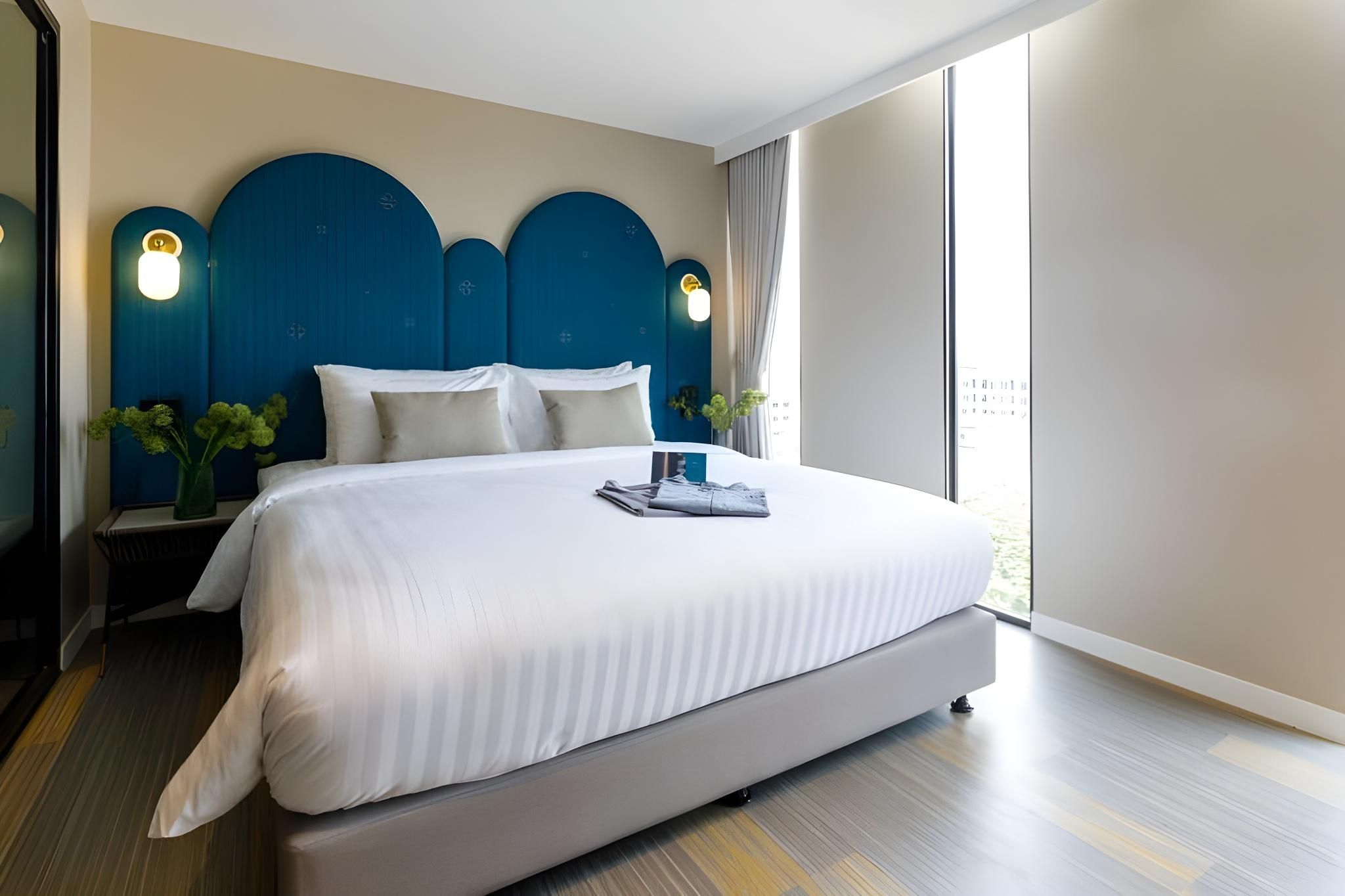 undefined Benjarong Hotel Bangkok 8