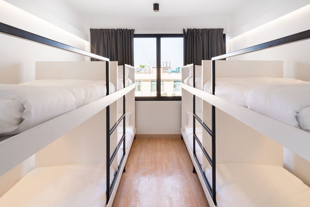 undefined CASA BLANCA Dusit - Hostel 2