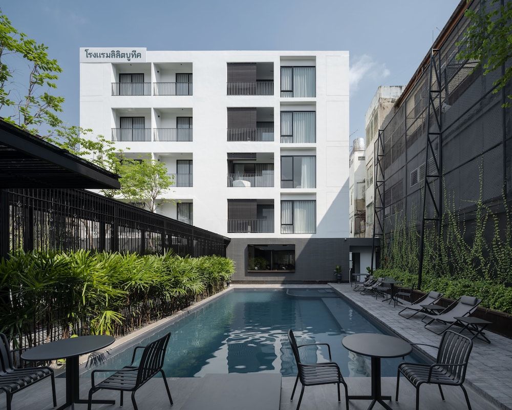 undefined Lilit Bang Lumphu Hotel 3