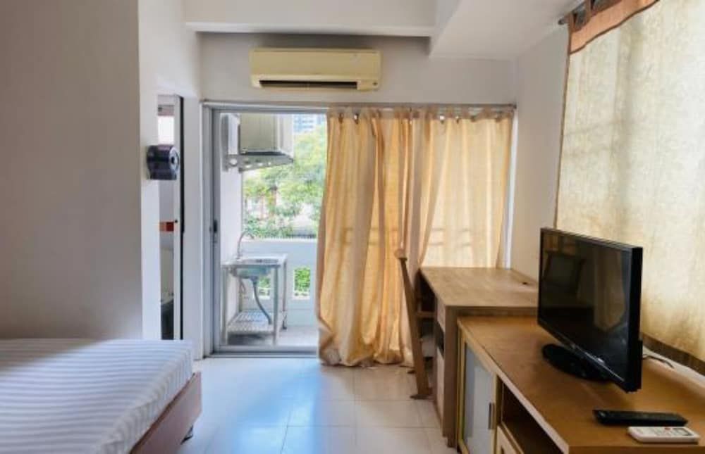 undefined Grandview Place 6