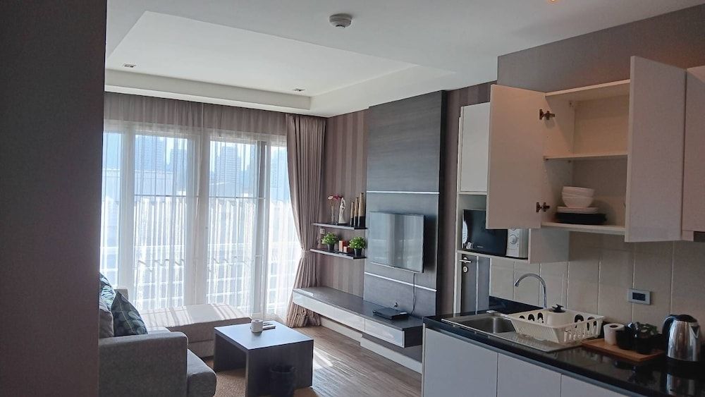 undefined J RESIDENCE THONGLOR 8 4