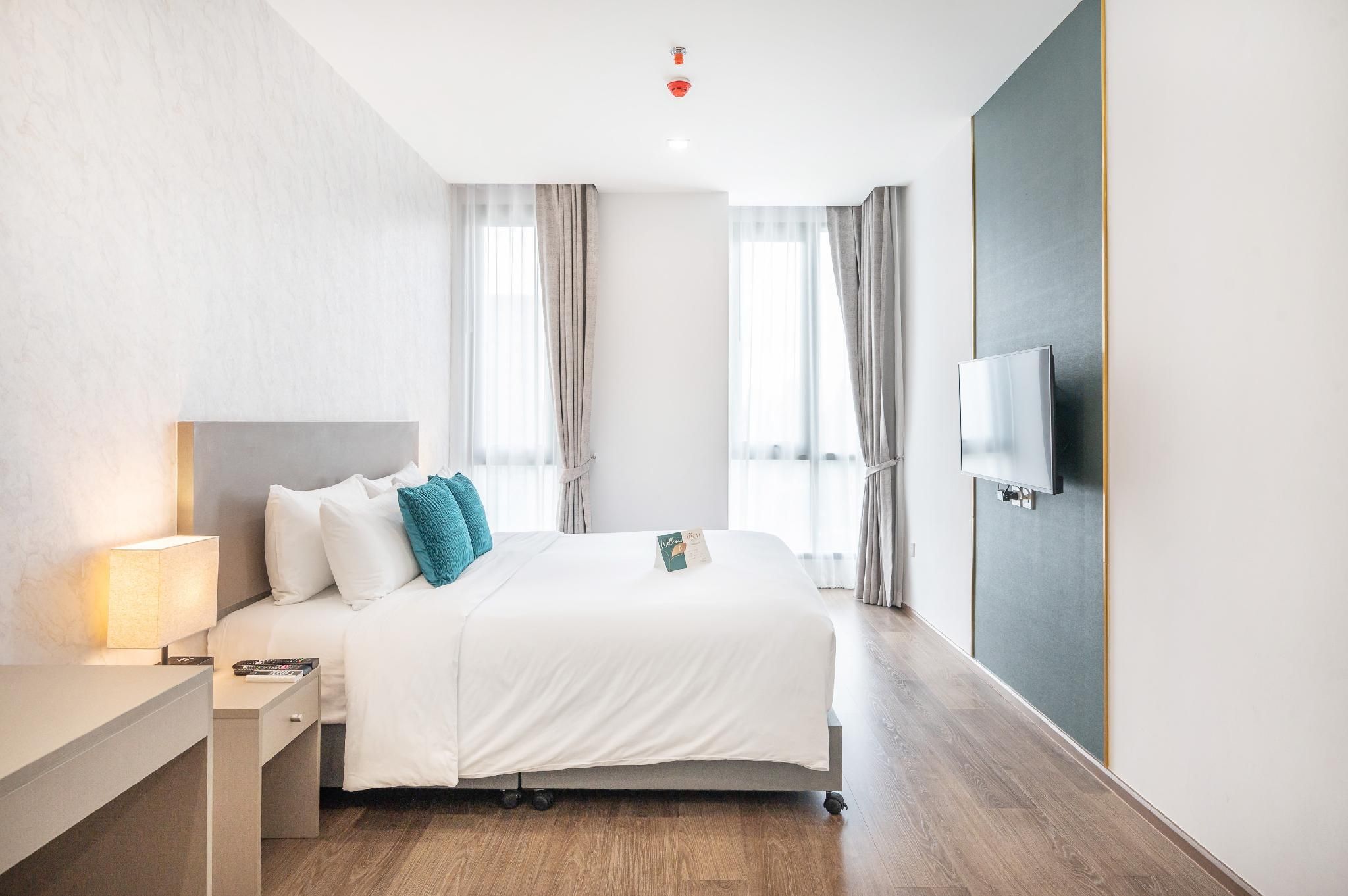 Two Bedroom Deluxe with Balcony