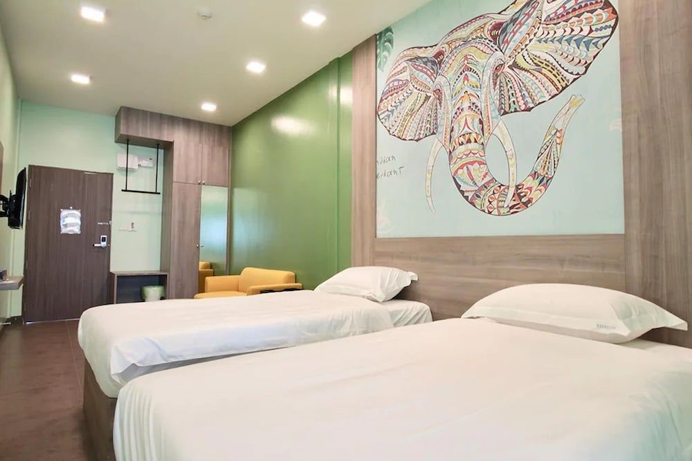 undefined R 17 Living Hotel 4